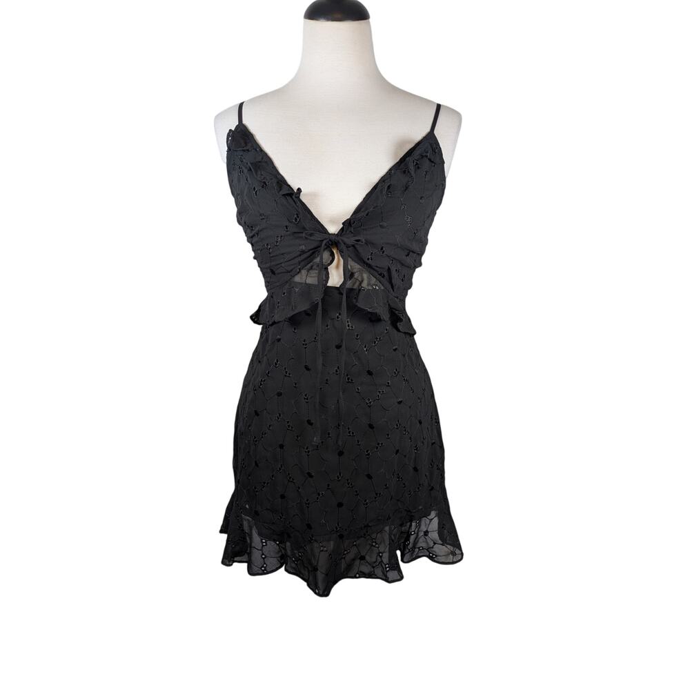 Storia Size Small Black Mini Dress Eyelet Lace Fully Lined Underbust Cutout